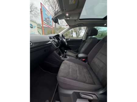 2019 Volkswagen Tiguan - thumbnail 22