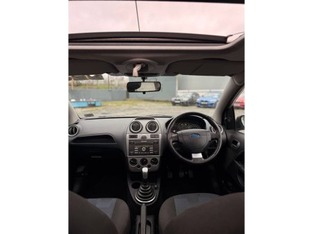 2007 Ford Fiesta - thumbnail 30