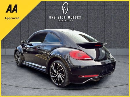 2017 Volkswagen Beetle - thumbnail 10