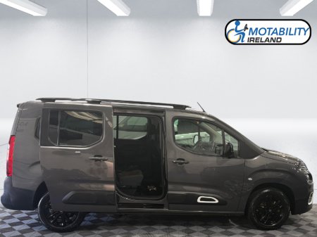 2023 Citroen Berlingo Wheelchair Accessible €42,995 thumbnail
