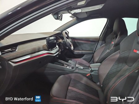 2023 Skoda Octavia RS 2.0TDI 200HP DSG - Dual Climate Control, Reverse Camera, Adaptive Cruise Control, Heated Seats & Steering Wheel, 19