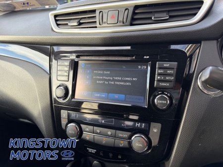 2017 Nissan Qashqai - thumbnail 16