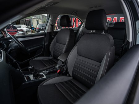 2018 Skoda Octavia 2018 Octavia 1.6tdi Automatic/High spec/1yr Warran €15,888 thumbnail