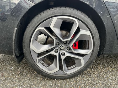 2024 Skoda Octavia - thumbnail 5