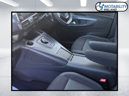 2024 Peugeot Rifter - thumbnail 11