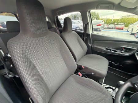 2019 Toyota Yaris - thumbnail 18