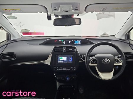 2017 Toyota Prius - thumbnail 11