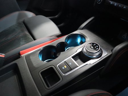 2025 Ford Kuga - thumbnail 25