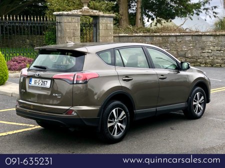 2016 Toyota Rav4 - thumbnail 3