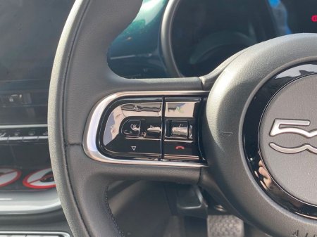 2025 Fiat 500e - thumbnail 17