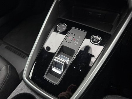 2021 Audi A3 ADVANCE S-LINE PACK 1.0 TFSI // NEW 19" S-LINE ALLOYS // HEATED SEATS // REVERSE CAMERA €24,900 thumbnail