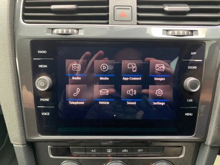 2019 Volkswagen Golf 1.6 TDI 115 BHP TRENDLINE VAN // PRICE EXCL. VAT // ONE OWNER // GREAT CONDITION // 07/26 CVRT // €10,528 thumbnail