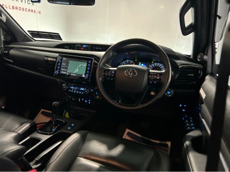 2021 Toyota Hilux - thumbnail 28