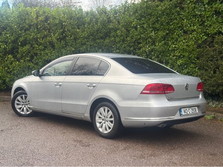 2014 Volkswagen Passat CL 1.6 TDI MANUAL 6SPEED FWD BLUEMOTION 105HP 4DR €8,995 thumbnail