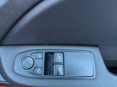 2022 Renault Clio Dynamique SCe 65 €14,000 thumbnail