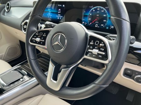 2022 Mercedes-Benz GLA Class - thumbnail 24