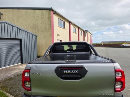 2021 Toyota Hilux - thumbnail 5