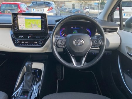 2019 Toyota Corolla LUNA SPORT SALOON €22,495 thumbnail