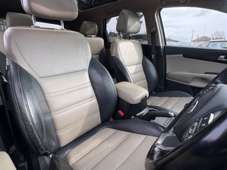 2016 Kia Sorento - thumbnail 7