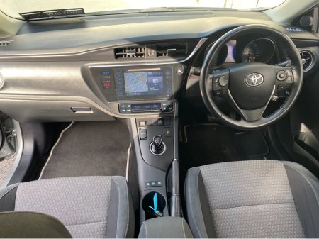 2018 Toyota Auris HYBRID LUNA SPORT@ WALTONS GARAGE RANELAGH €17,950 thumbnail
