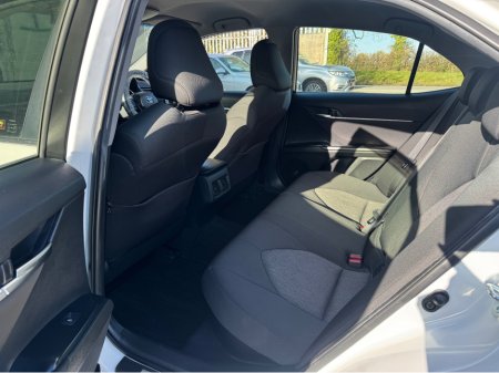 2020 Toyota Camry - thumbnail 11