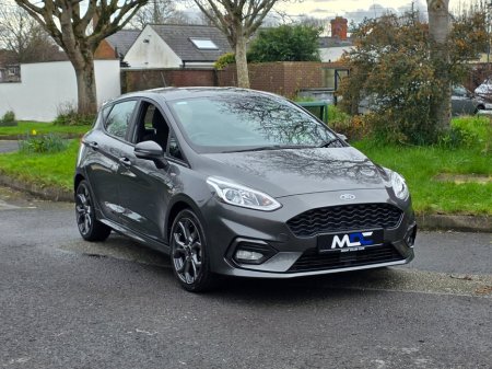 2018 Ford Fiesta - thumbnail 2