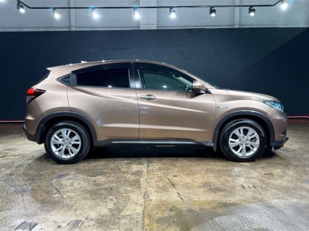 2017 Honda Vezel - view 2