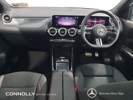 2024 Mercedes-Benz GLA Class GLA 200 d AMG Line w/ Pan roof €51,950 thumbnail