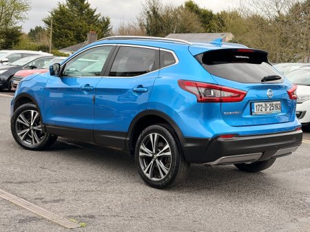 2017 Nissan Qashqai - thumbnail 3