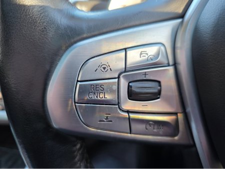 2017 BMW 7 Series - thumbnail 40