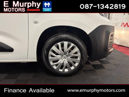 2021 Peugeot Partner - thumbnail 28