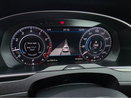 2018 Volkswagen Arteon - thumbnail 37