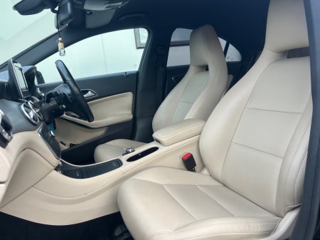 2015 Mercedes-Benz CLA Class 180 URBAN AUTO 4DR €14,950 thumbnail