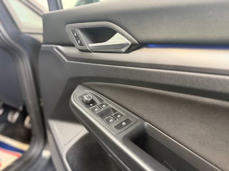 2021 Volkswagen Golf - thumbnail 21