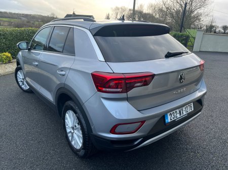 2023 Volkswagen T-Roc 1.0 TSI 110HP Life €25,950 thumbnail