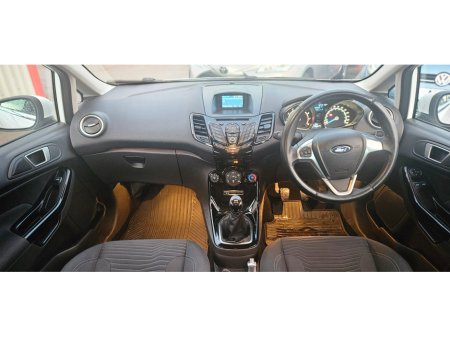 2016 Ford Fiesta ZETEC TURBO 1.0 eco 100 low miles €8,750 thumbnail