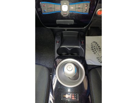 2016 Nissan Leaf - thumbnail 16