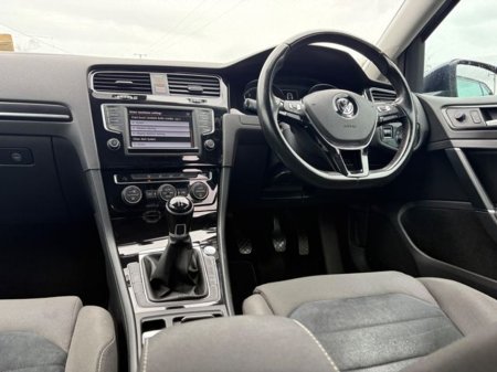 2016 Volkswagen Golf - thumbnail 10