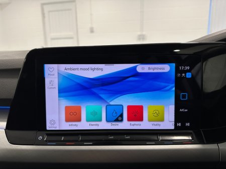 2021 Volkswagen Golf - thumbnail 33