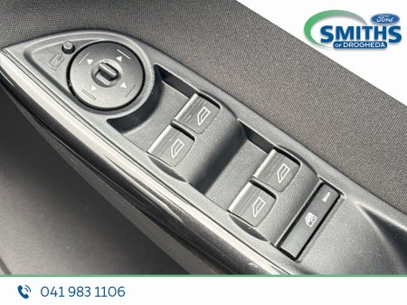 2018 Ford Focus - thumbnail 21