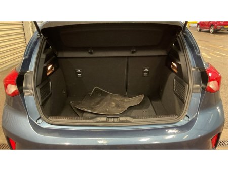 2019 Ford Focus - thumbnail 11