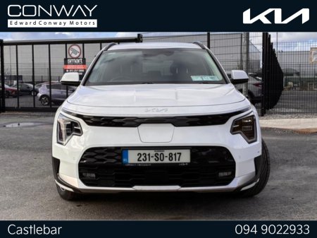 2023 Kia Niro - thumbnail 3