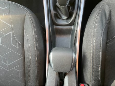 2014 Peugeot 2008 ACTIVE 1.6 HDI 92 4DR €5,950 thumbnail