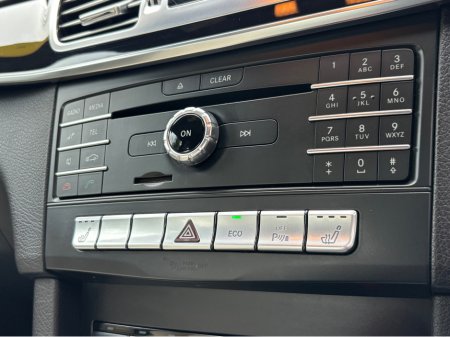 2015 Mercedes-Benz E Class E200 AVANTGARDE AUTO 4DR €13,995 thumbnail