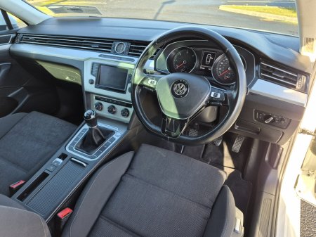 2016 Volkswagen Passat  €9,999 thumbnail