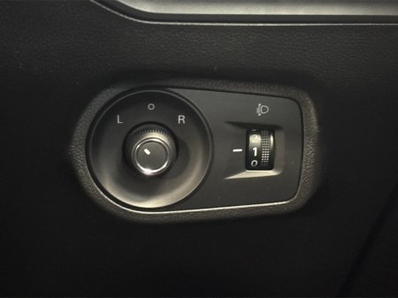 2025 MG 4 EXCITE LR**DIGITAL DASH**MULTIFUNCTIONAL STEERING WHEEL**APPLE CARPLAY ANDROID AUTO**REVERSE CAMERA**KEYLESS START**AIR CONDITIONING**CRUISE CONTROL**BLACK CLOTH INTERIOR**FINANCE AVAILABLE** €25,495 thumbnail