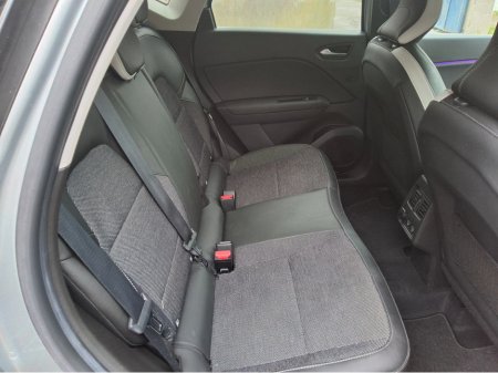 2023 Renault Captur - thumbnail 8