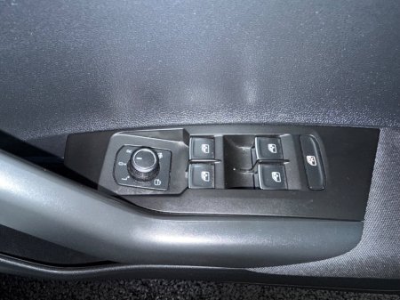 2019 Volkswagen Polo 1.0 TSI 65HP Trendline €15,990