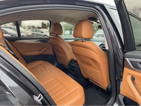 2019 BMW 5 Series - thumbnail 12