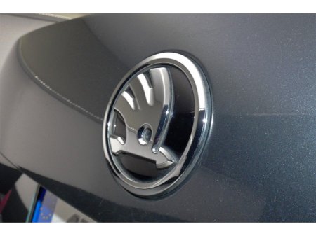 2021 Skoda Octavia 1.0TSI STYLE 115BHP 6SPD *SAT NAV*CARPLAY*ANDROID AUTO*REVESE CAM* €23,890 thumbnail